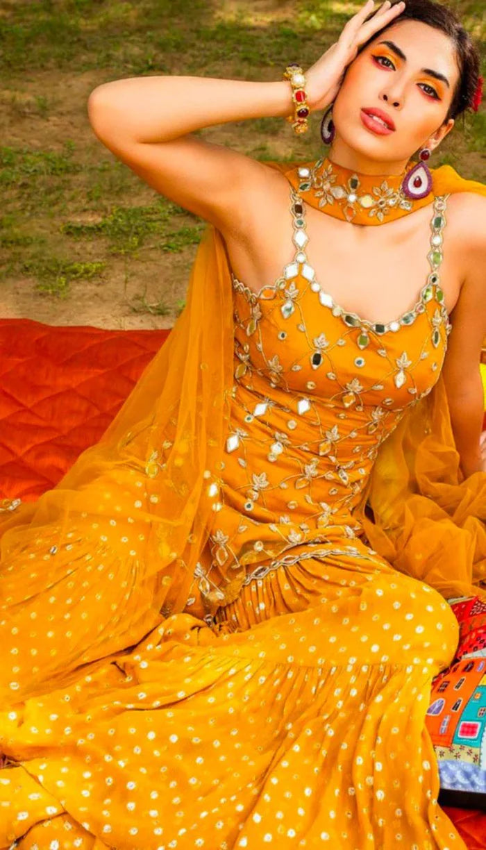 Sunehri Sitara Salwar Suit