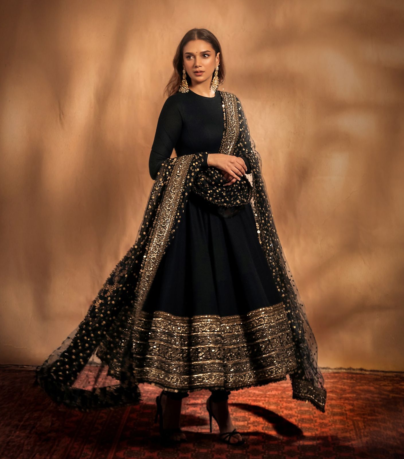 Zohra Black Royal Set