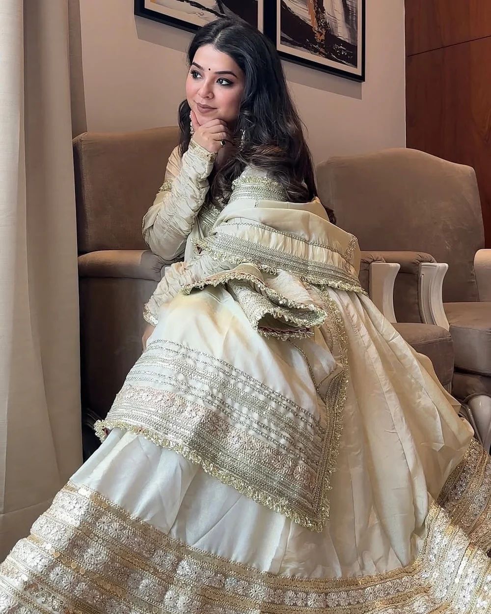 Zari Zeenat Anarkali