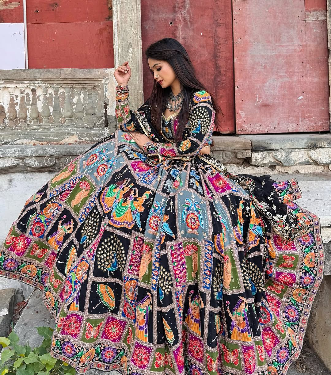 Dandiya Diva Navratri Ghaghra