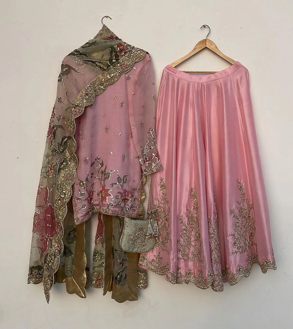 Roshan-E-Gul Sharara Set