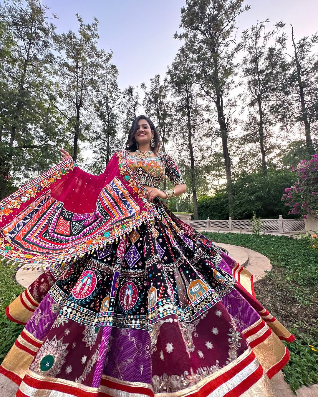 Naqsh Nazaara Navratri Lehenga Choli