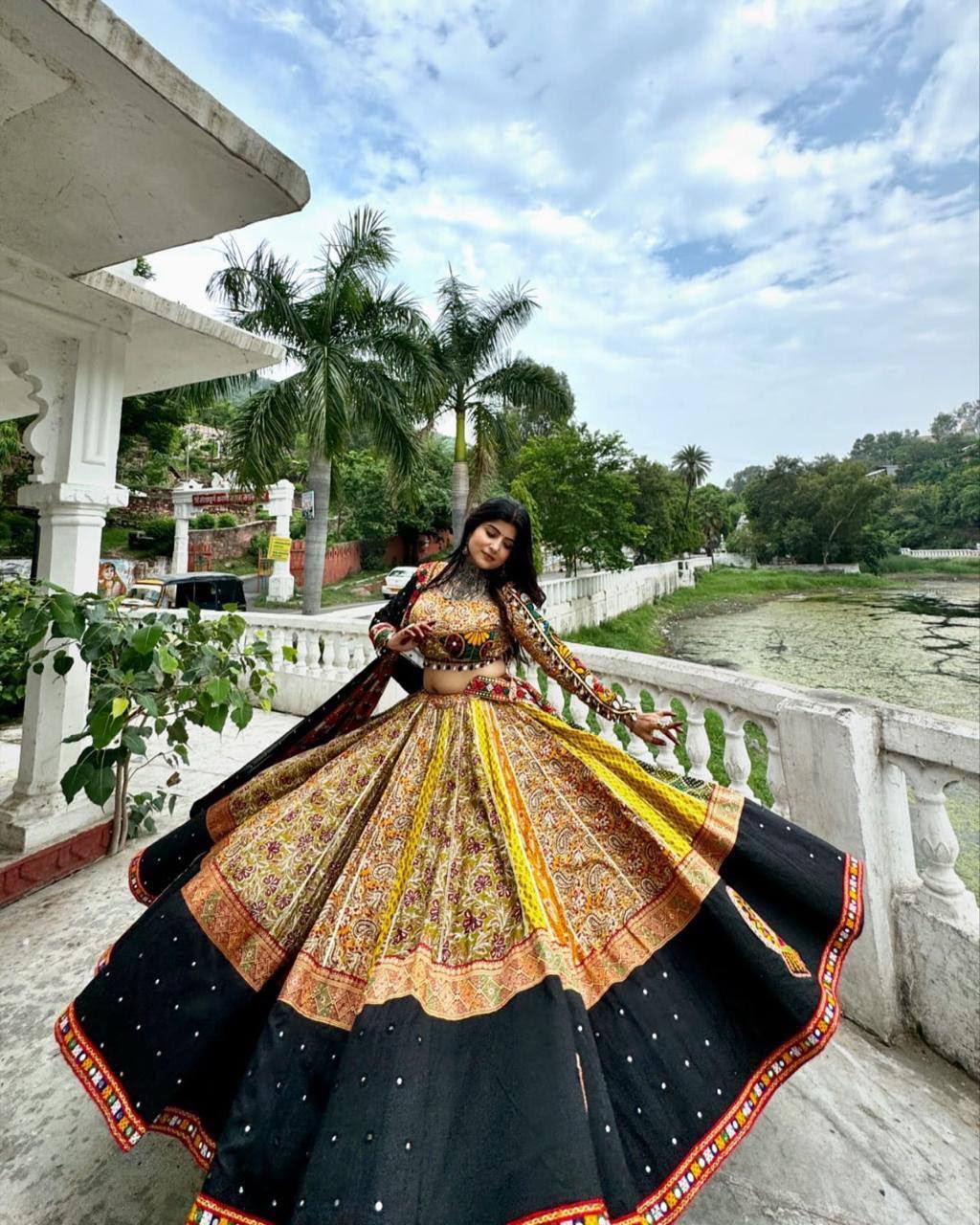 Aabheri Aura Navratri Lehenga Choli