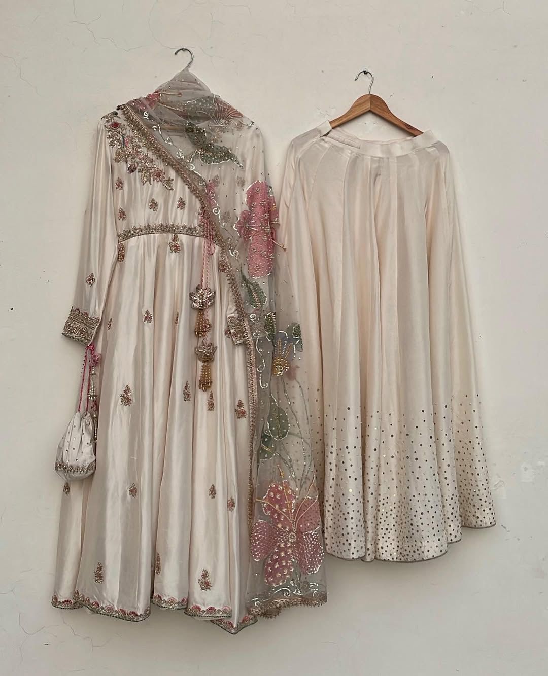 Roohi White Floral Anarkali Gown