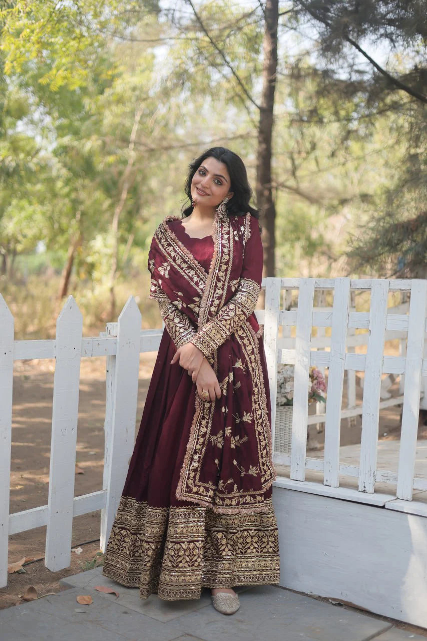 Noor-e-Zafra Maroon Anarkali