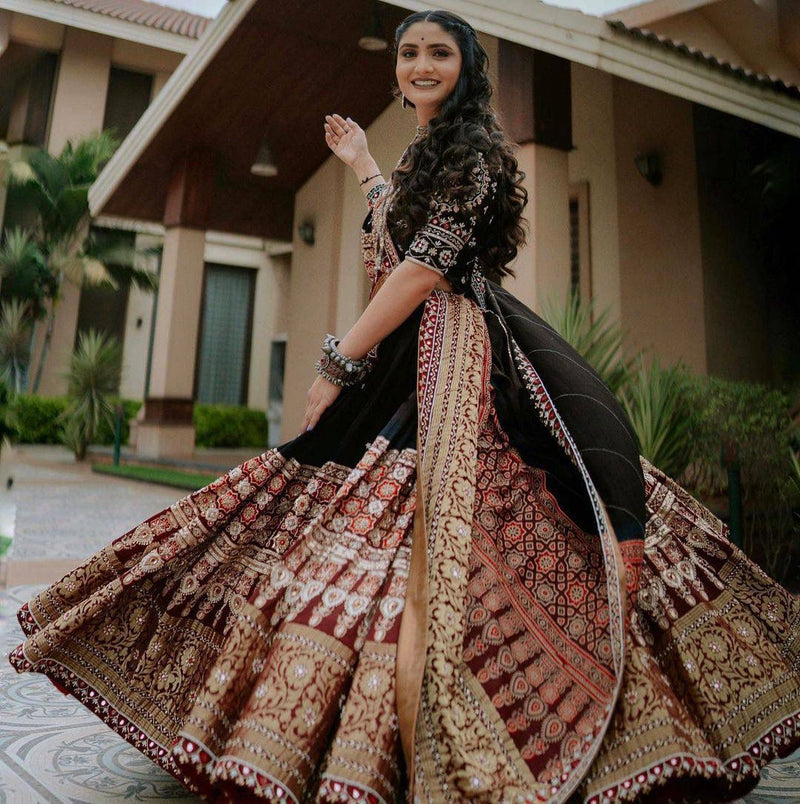 Dandiya Diva Navratri Lehenga Choli