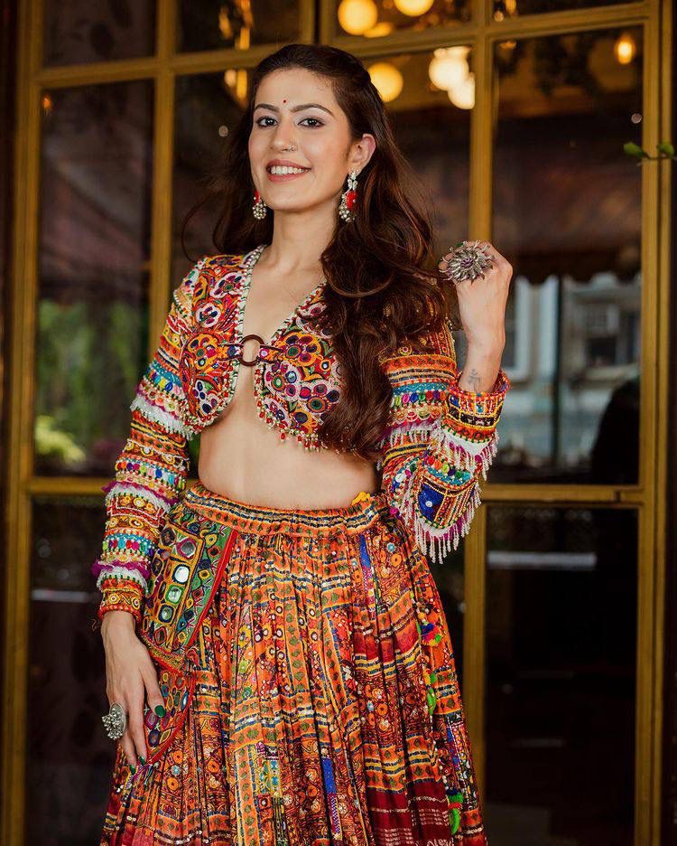 Rangilo Gujarat Navratri Lehenga Choli