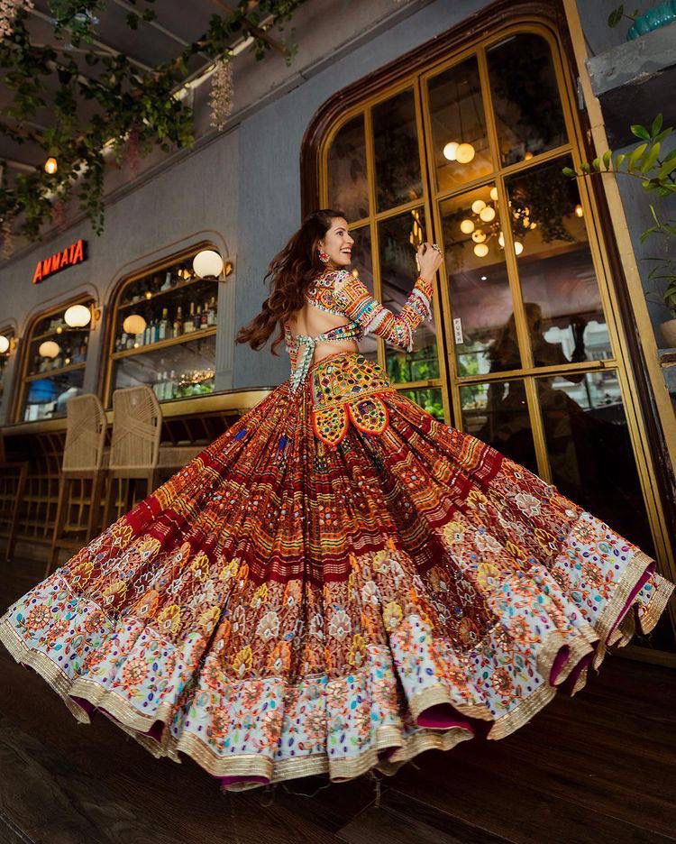 Rangilo Gujarat Navratri Lehenga Choli