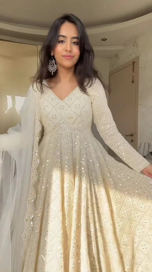 Noorika White Anarkali Suit Set