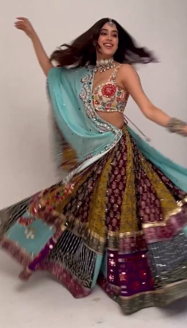 Rajwada Firozi Navratri Lehenga Choli