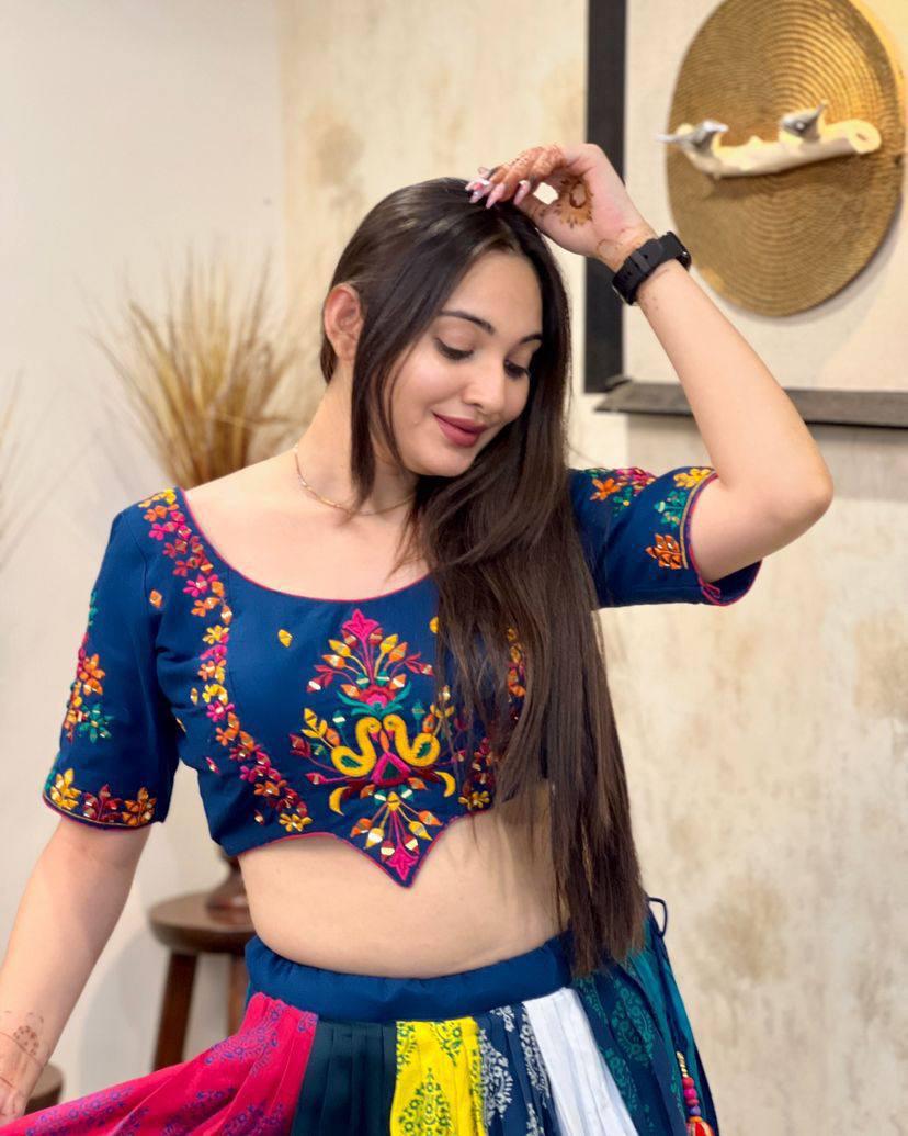 Aangan Neela Aura Navratri Lehenga Choli