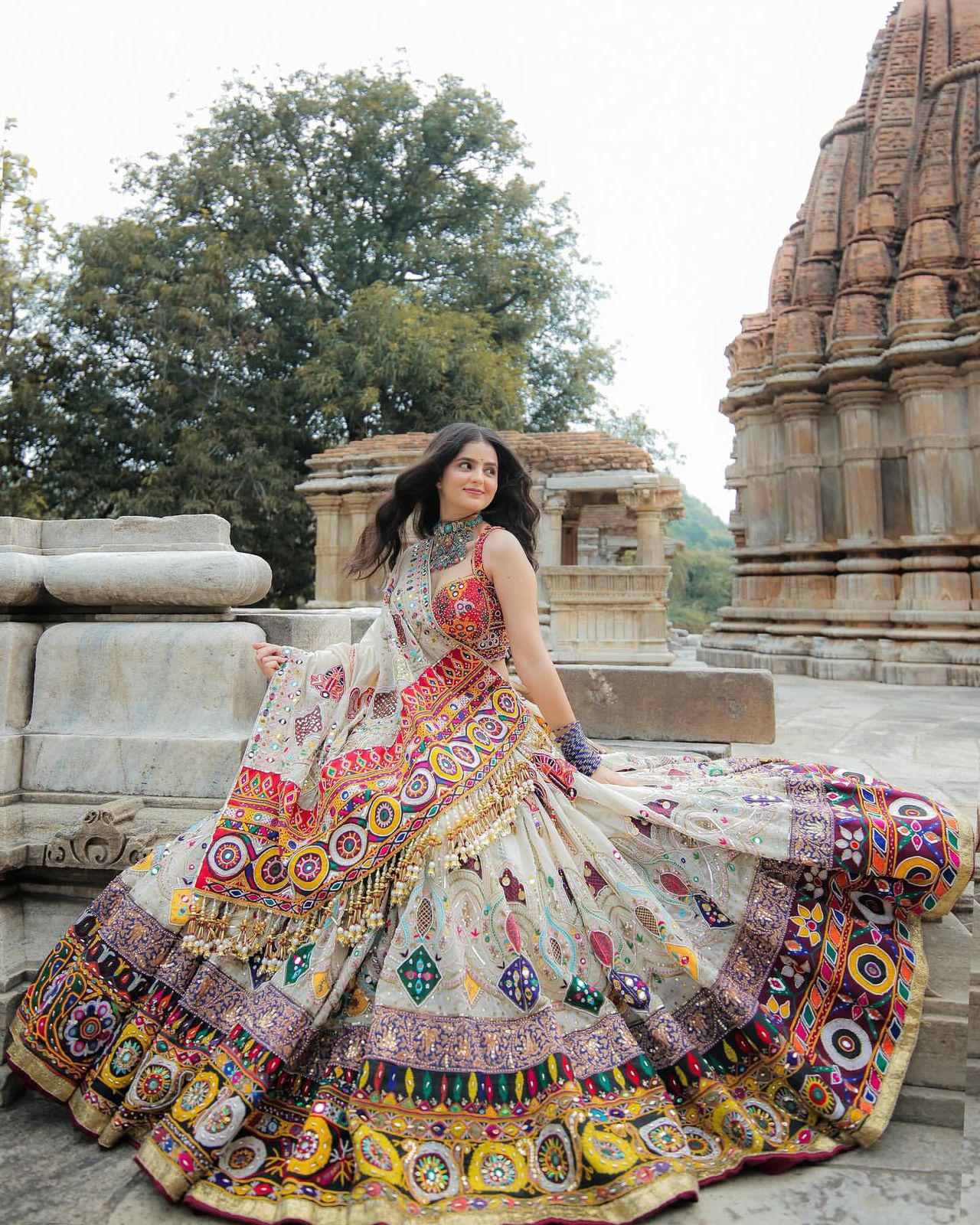 Cultural Queen Navratri  Lehenga Choli