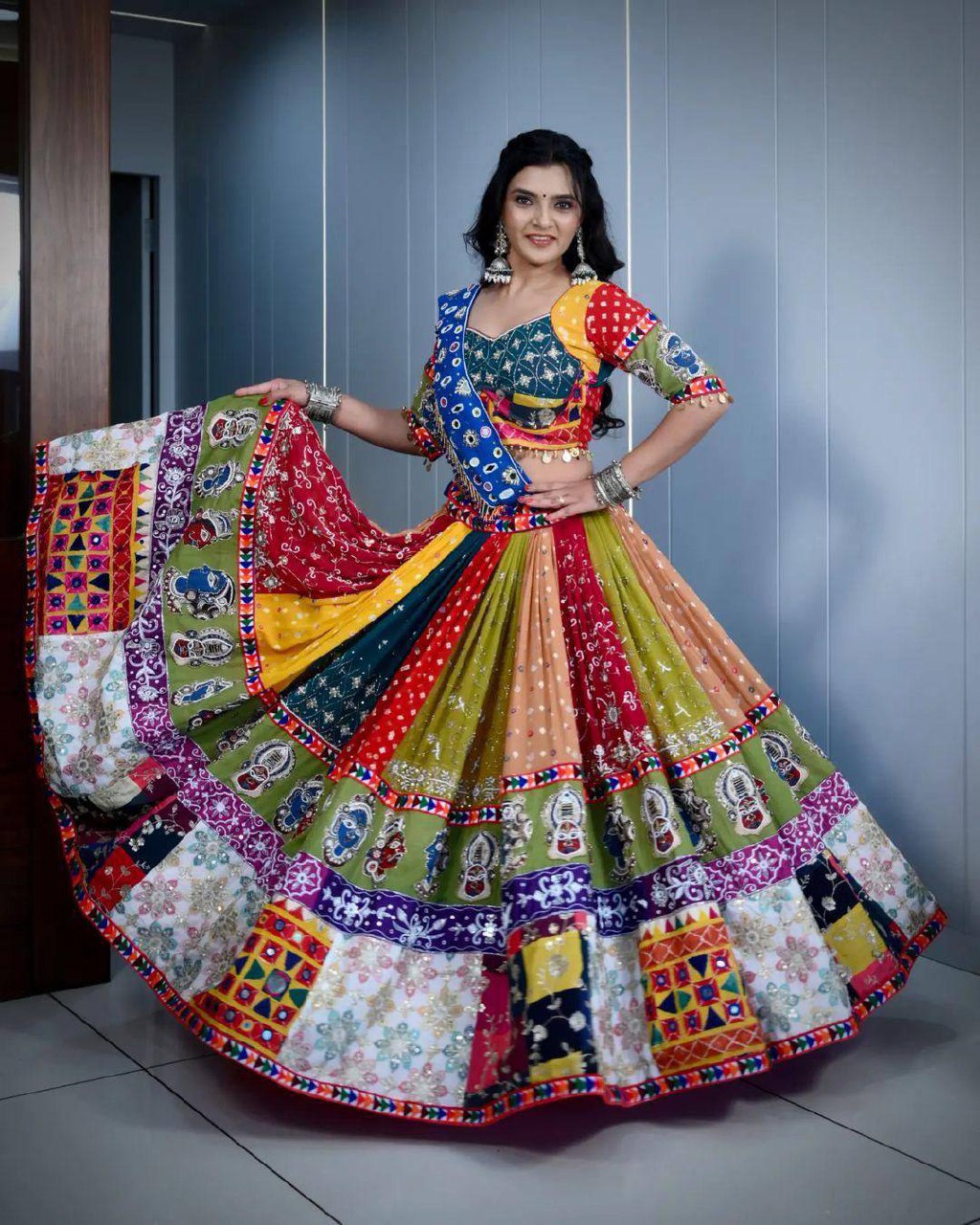 Sundari Swag Navratri Lehenga Choli