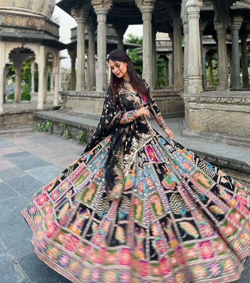 Dandiya Diva Navratri Ghaghra