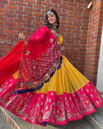 Garba Glamour Navratri Lehenga