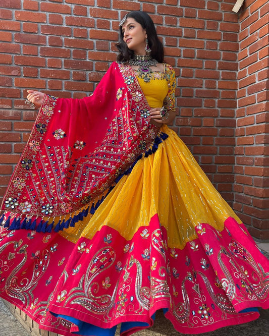 Garba Glamour Navratri Lehenga