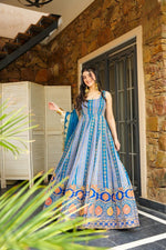 Noor-E-Bahar Anarkali