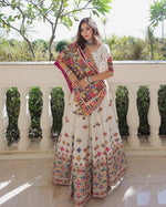 Sanedo Sringar Navratri Lehenga