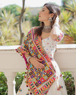 Sanedo Sringar Navratri Lehenga