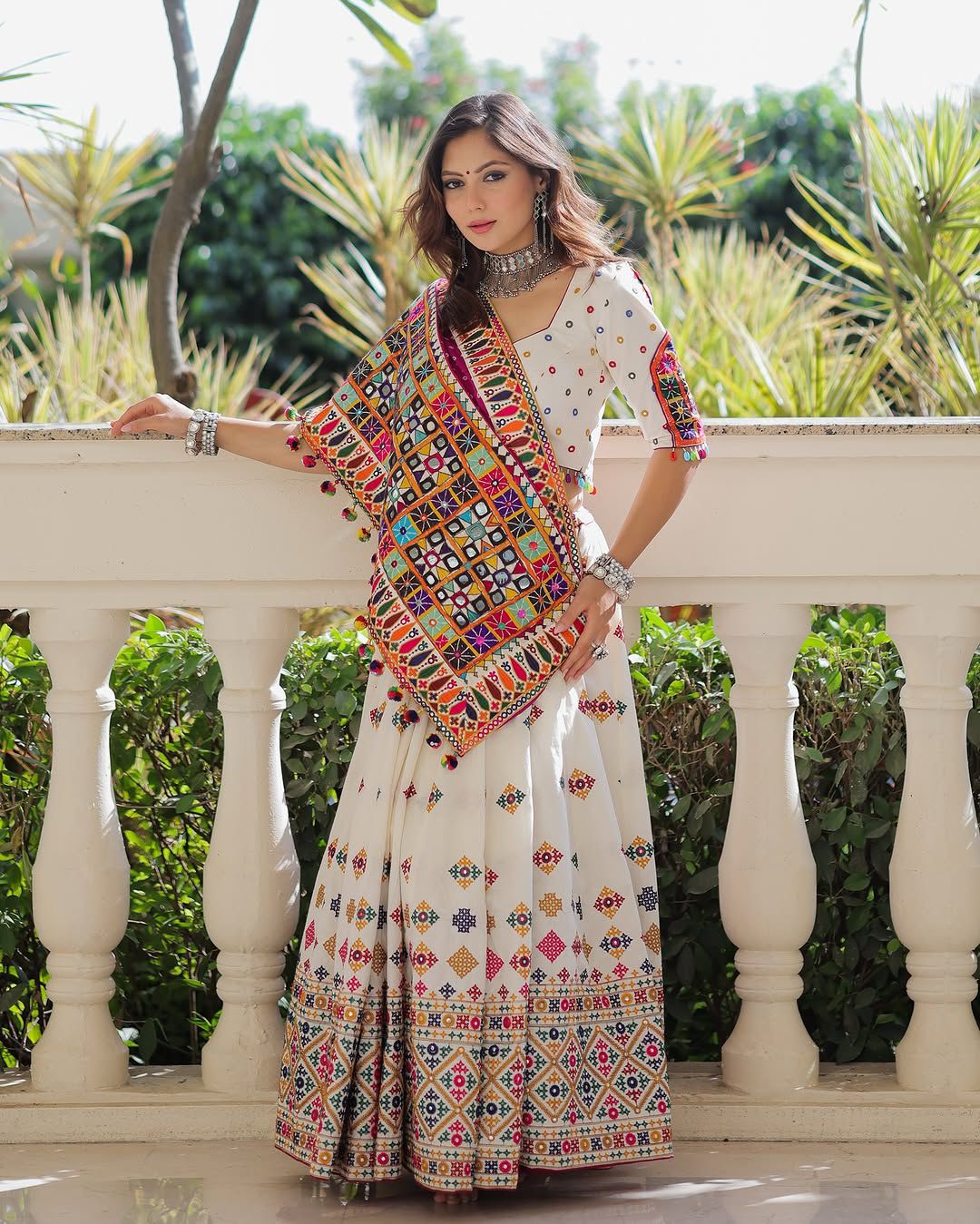 Sanedo Sringar Navratri Lehenga