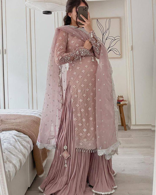 Noor-e-Nazakat Suit Set