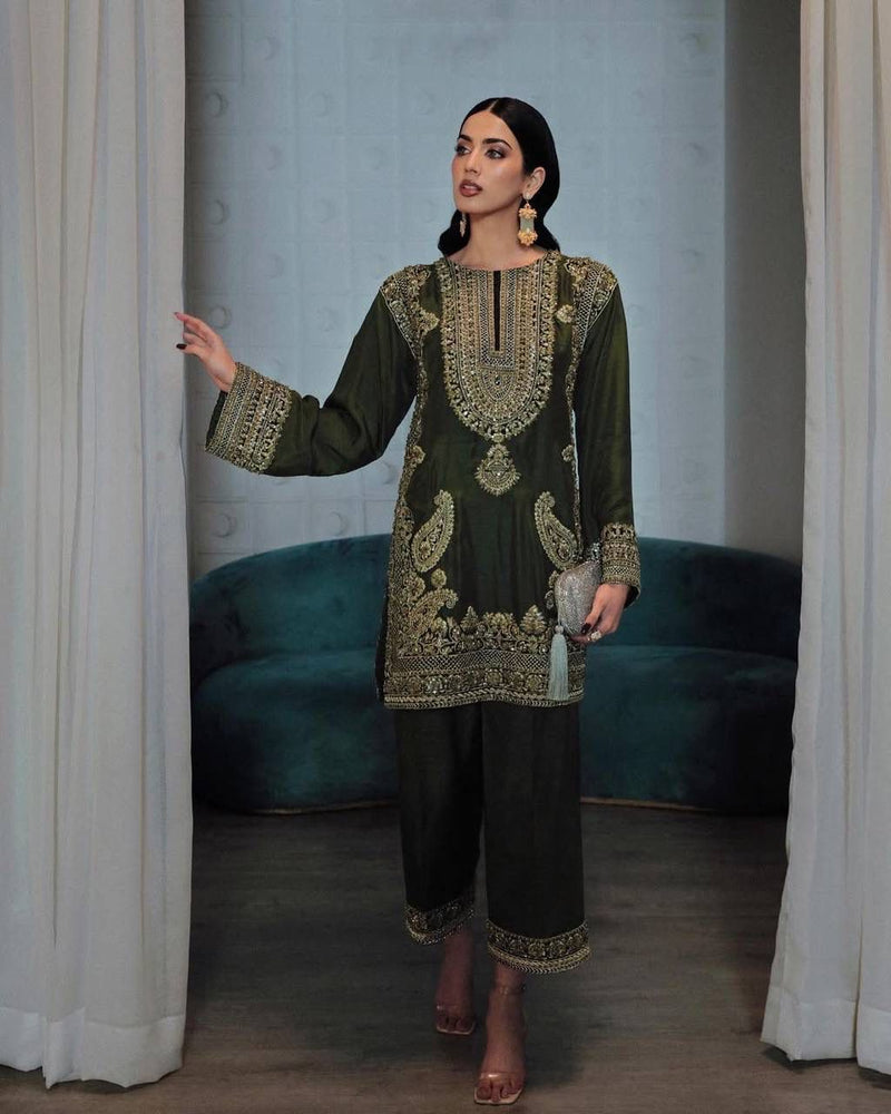 Mehfil-e-Hara Salwar Suit
