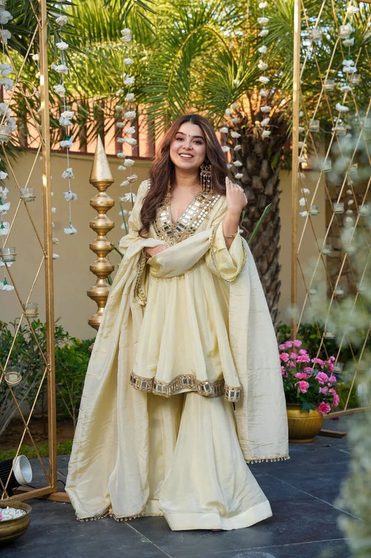 Vanya Sparkle Bloom Salwar Suit