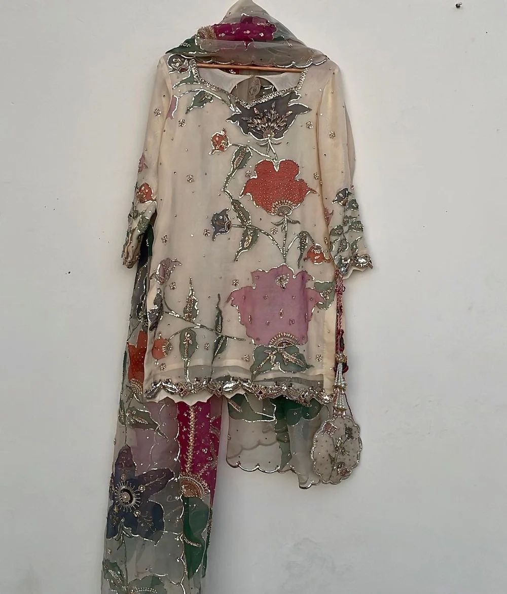 Noorani Garden Set