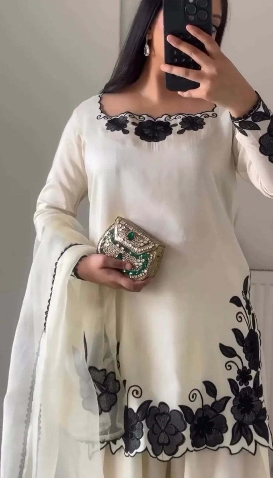 Alina Luxe Farshi Salwar Suit