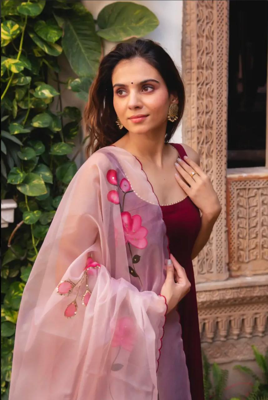 Gulriwaaz Anarkali Set