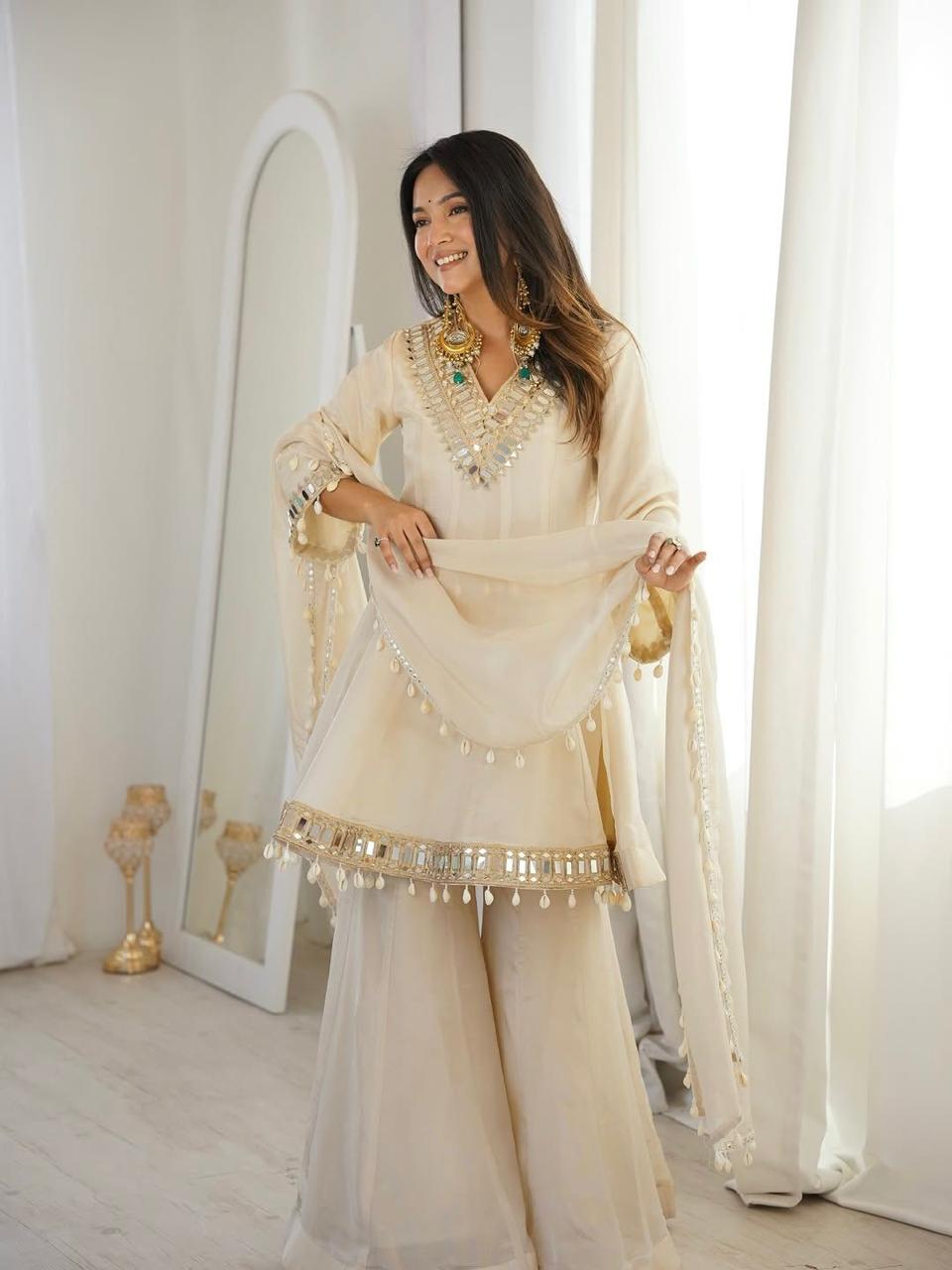 Mehrbano Muse Salwar Suit
