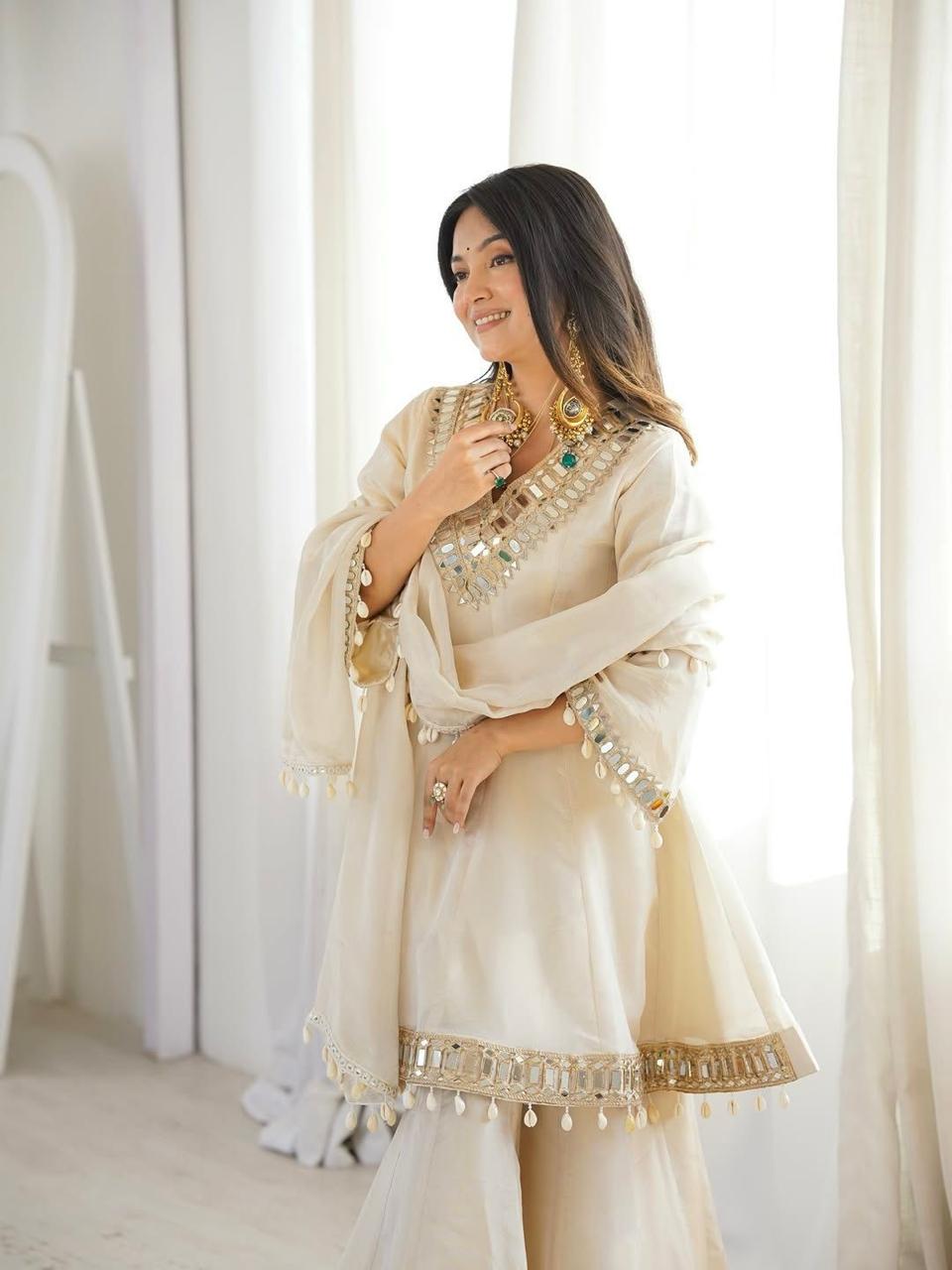 Mehrbano Muse Salwar Suit