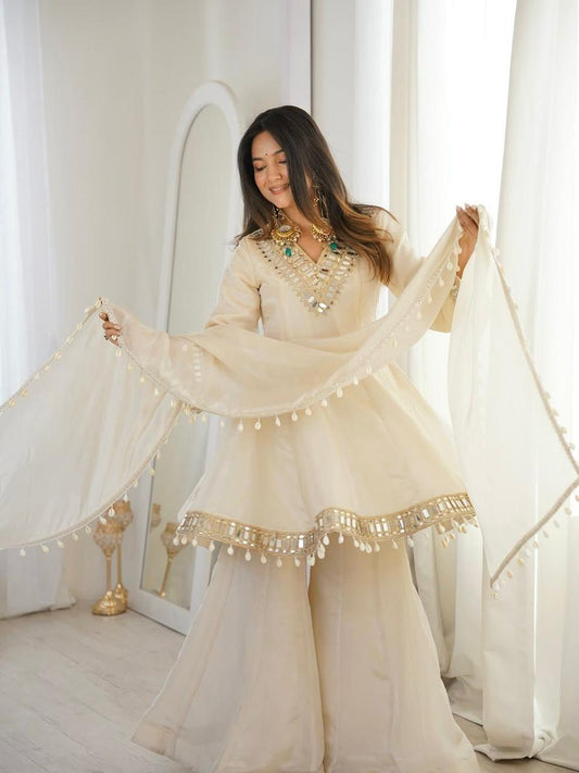 Mehrbano Muse Salwar Suit