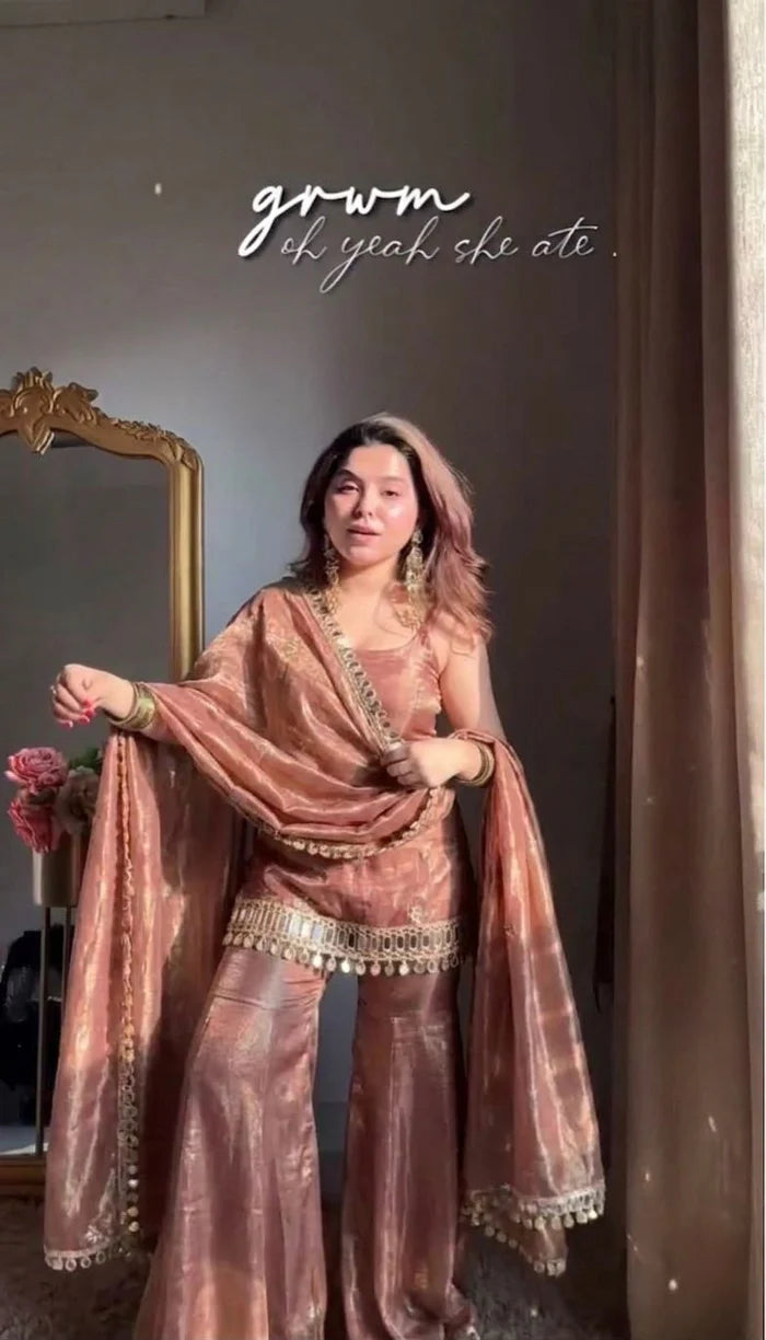 Naqsh Elegance Salwar Suit