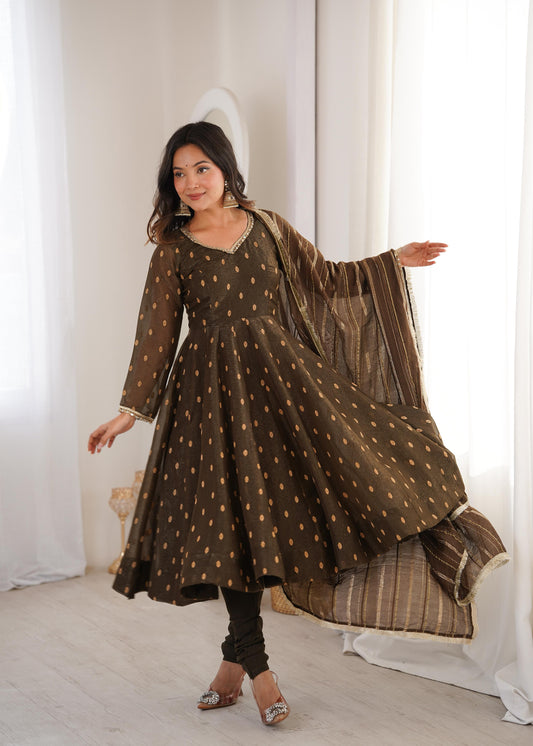 Zeenat Elegance Salwar Suit