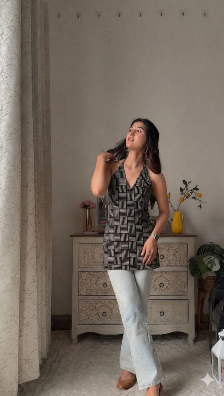 Geometric Checkered Print Short Kurti