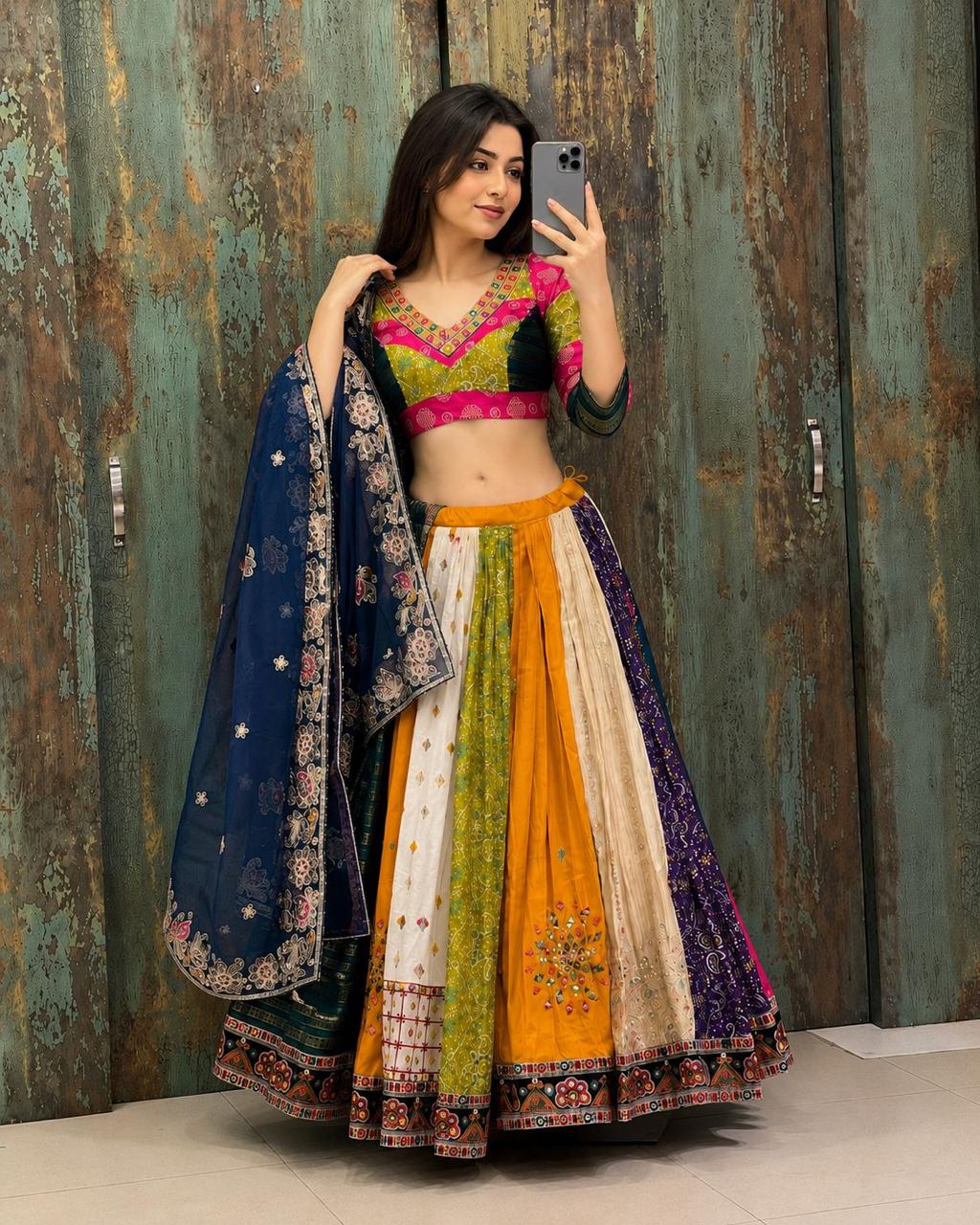 Aangan Aabha Navratri Lehenga Choli