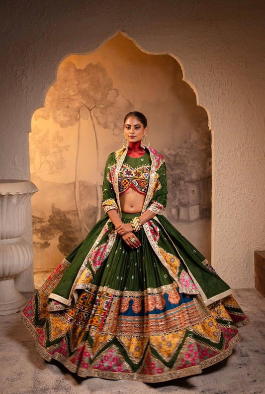 Darpan Diva Navratri Lehenga Choli