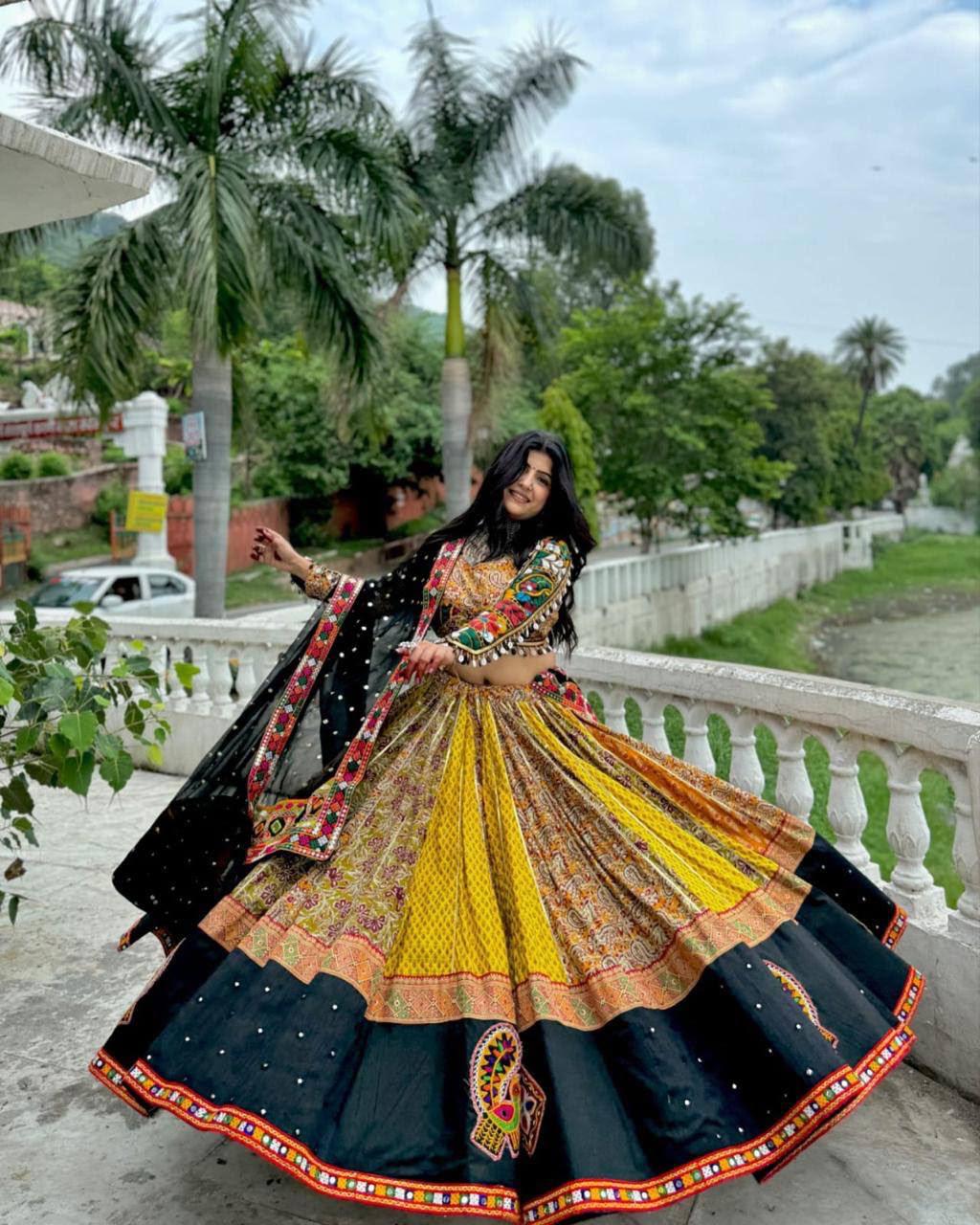 Aabheri Aura Navratri Lehenga Choli