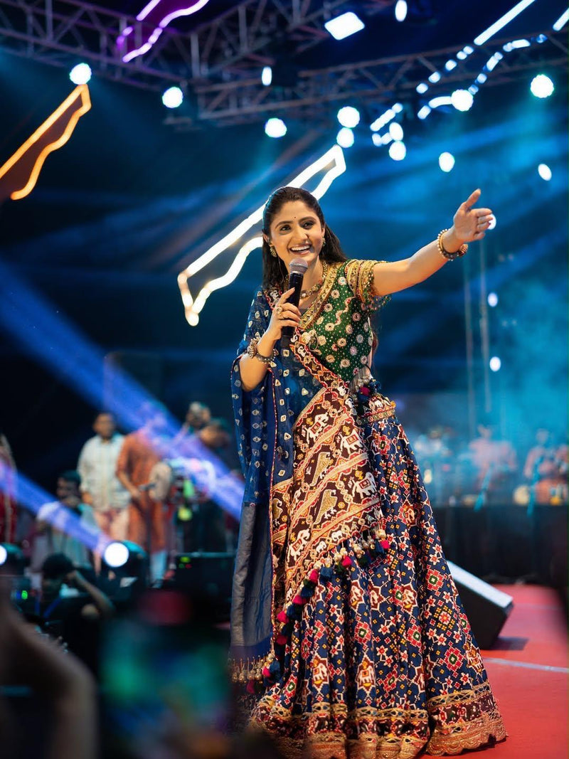 Jhilmil Sundar Navratri Lehenga Choli