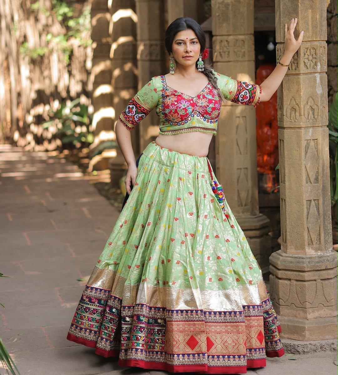 Noor Raaz Navratri Lehenga Choli