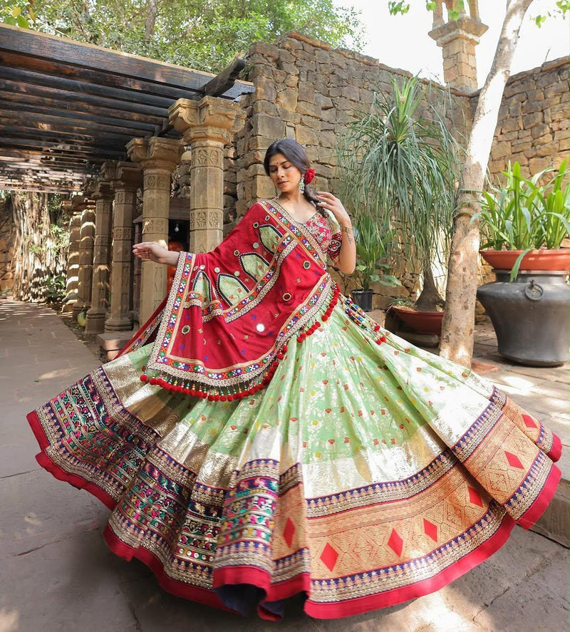 Noor Raaz Navratri Lehenga Choli