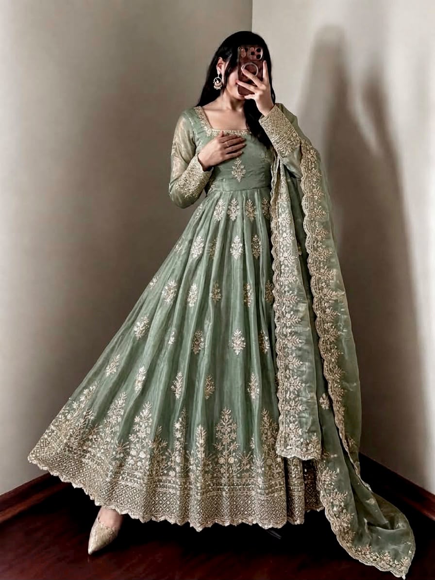 Mehfil-e-Bahar Anarkali Set