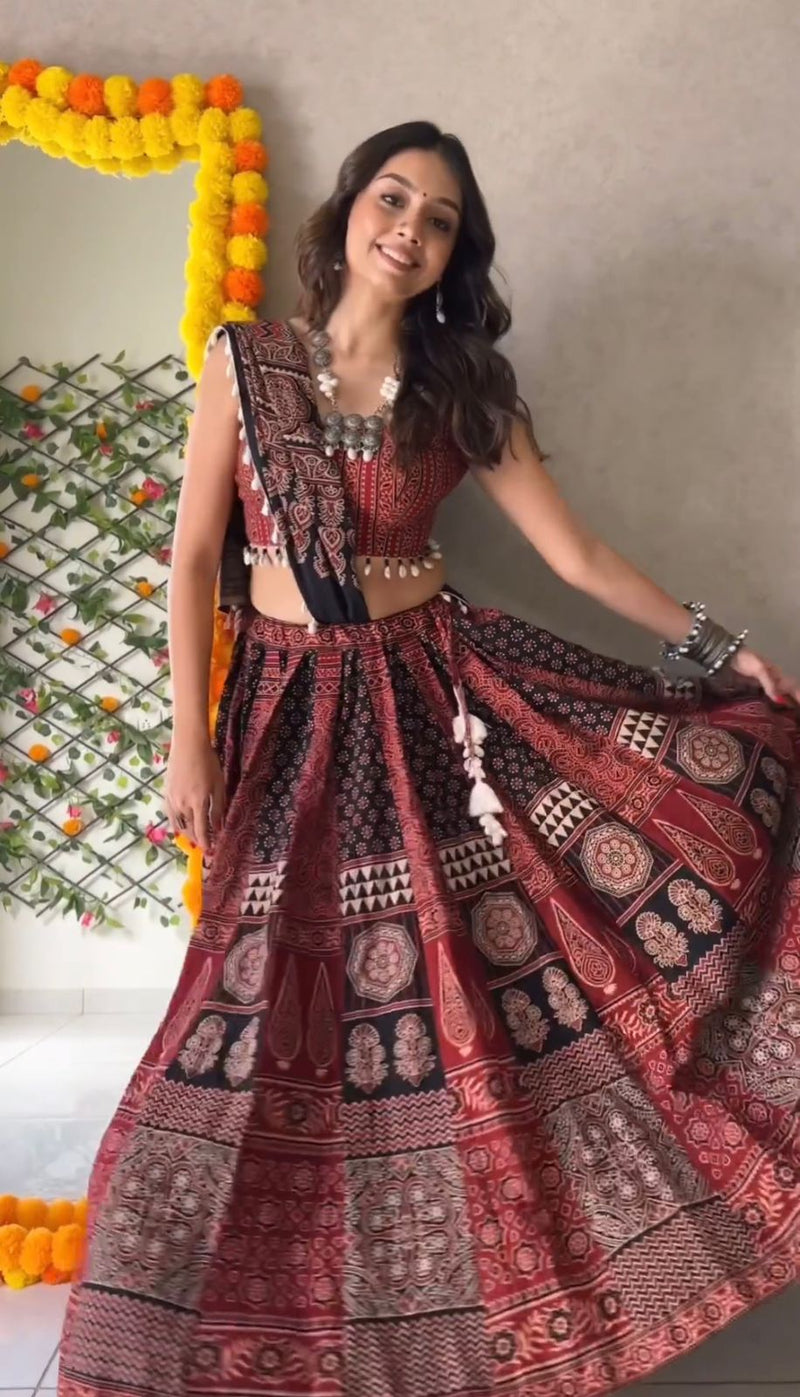 Dandiya Diva Navratri Lehenga Choli