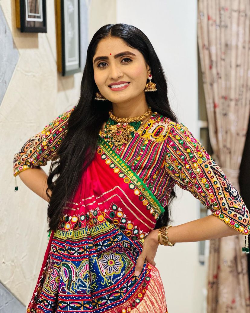Zariya Mirror Navratri Lehenga Choli