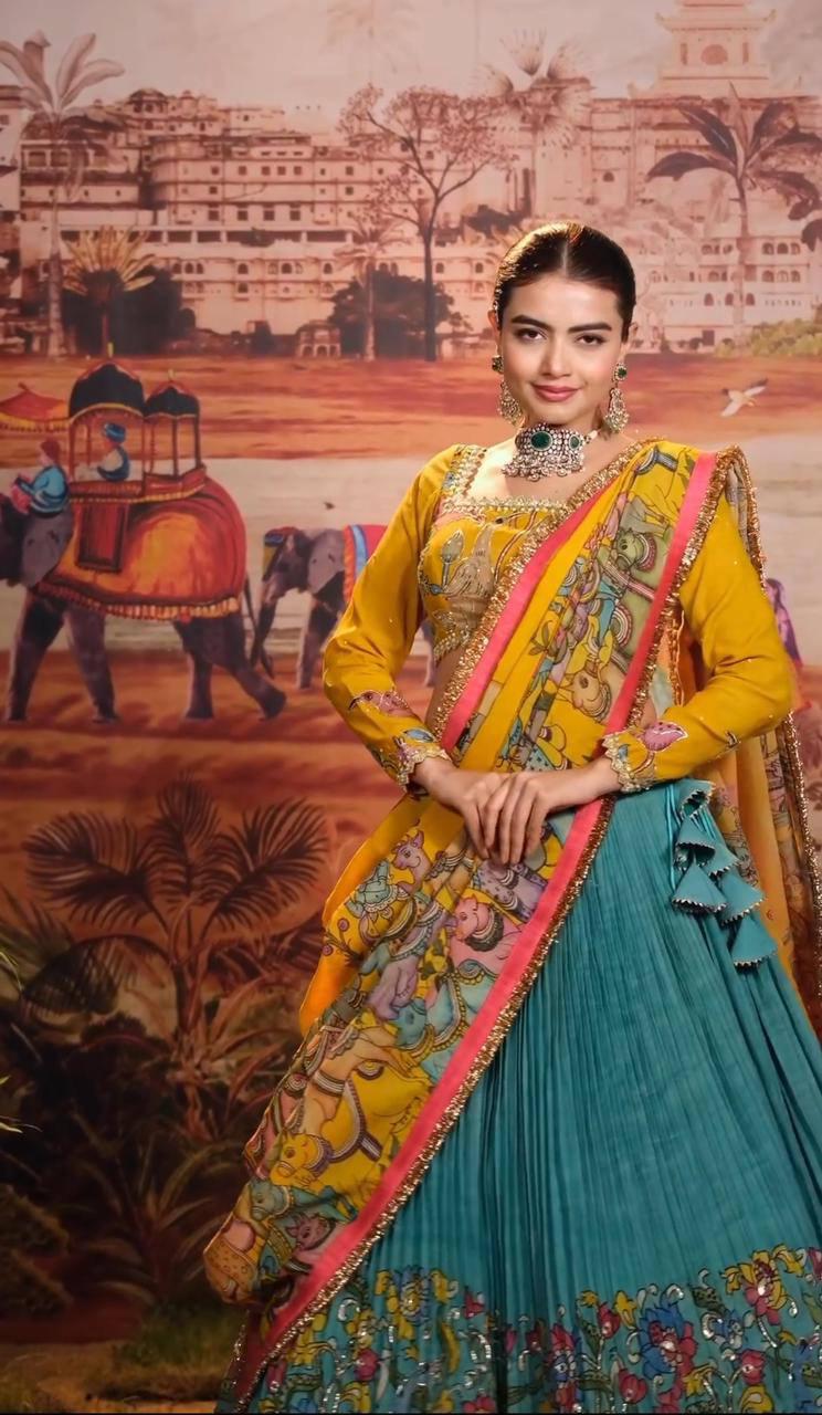 Pehnava Prerna Navratri Lehenga Choli