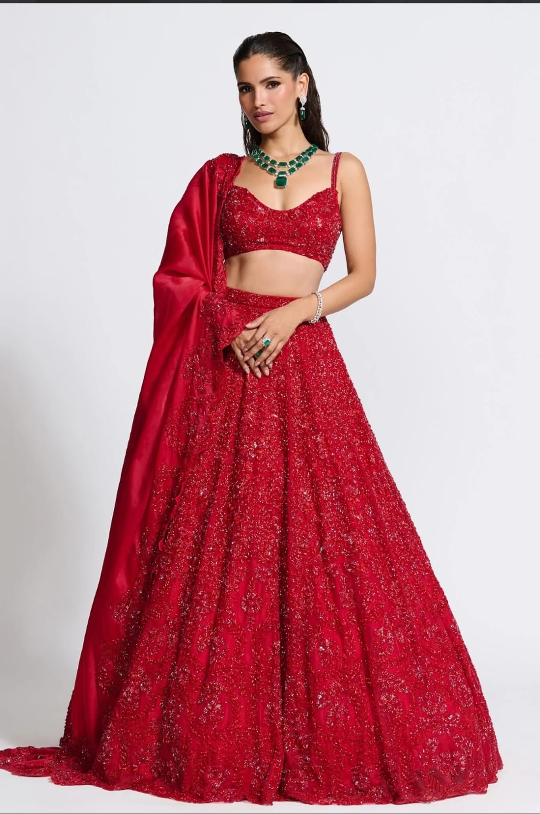 Gul-e-Naghma Laal Lehenga Choli