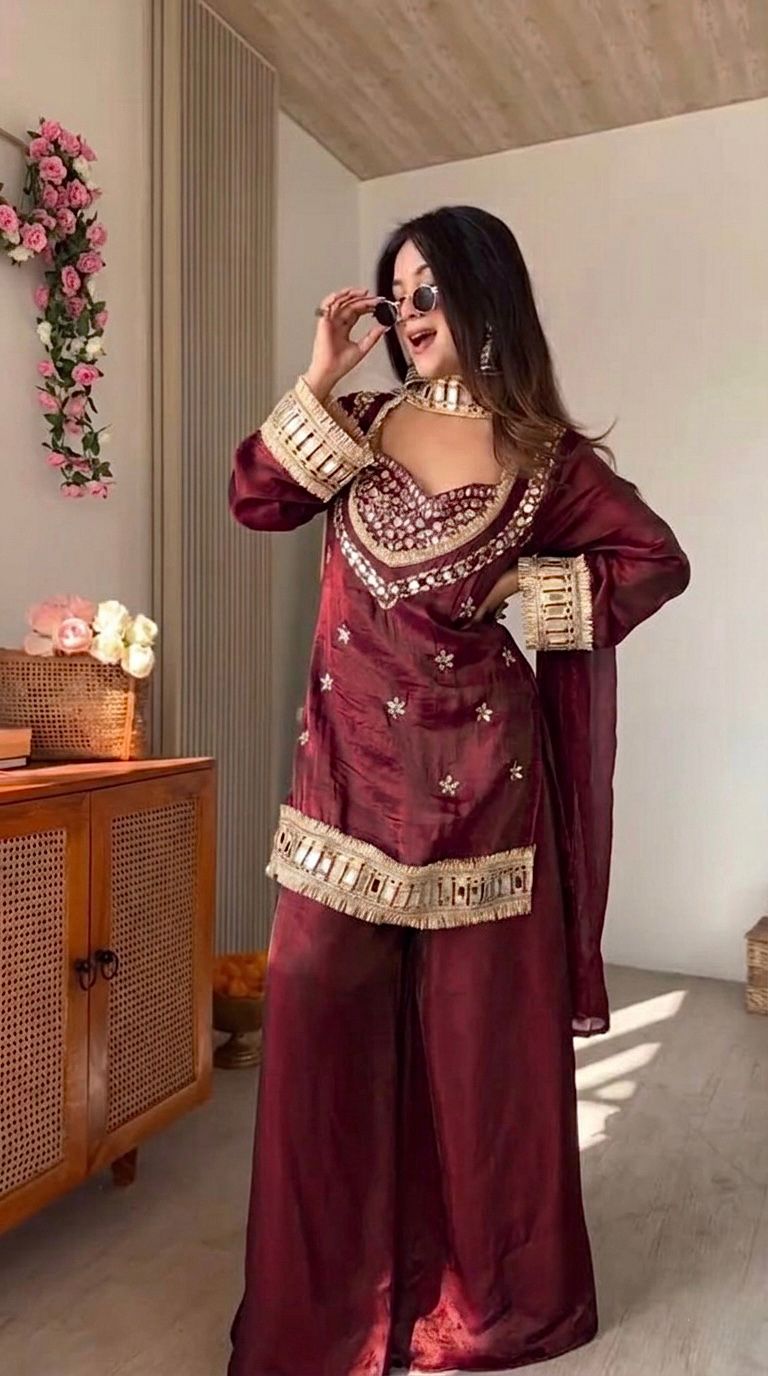 Urban Riwaaz Tissue 4-Piece Bustier Set