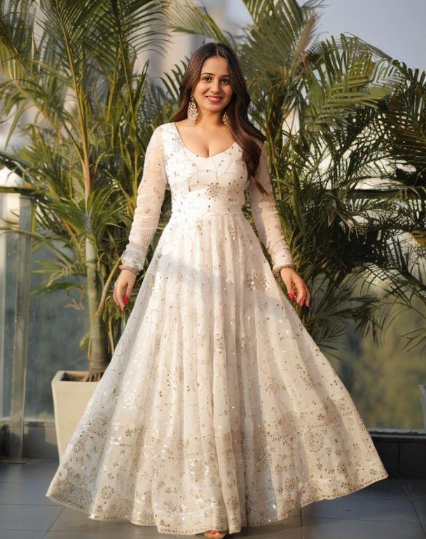 Safed Sitara Anarkali Suit Set