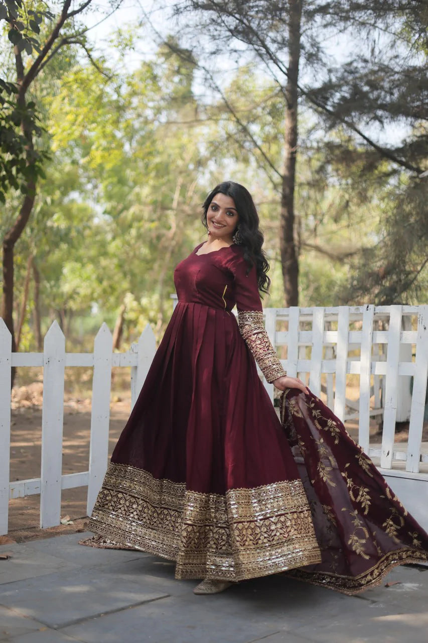 Noor-e-Zafra Maroon Anarkali
